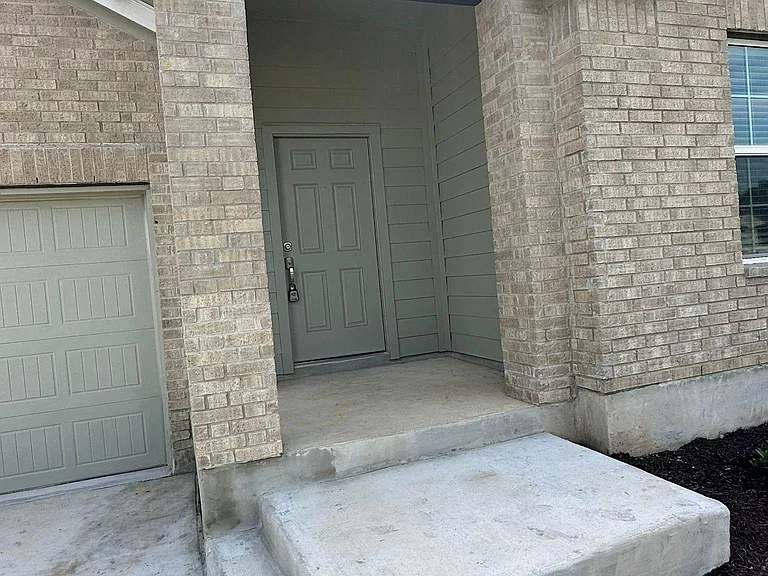 195 Otter Rd — Photo 4