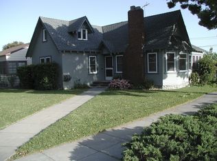 1006 E Arrow Hwy, Upland, CA 91786