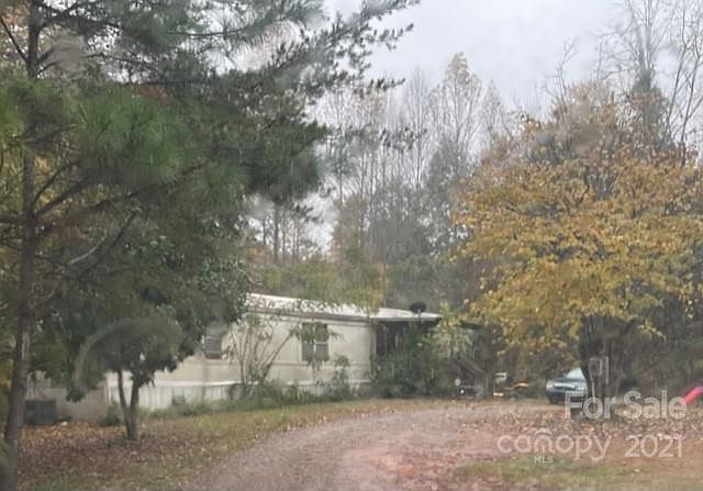 2nd image of 207 Old Us Highway 221 North Hwy
