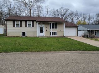 108 Beloit Rd, Marquette Heights, IL 61554