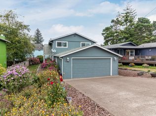 433 NE 8th St, Newport, OR 97365