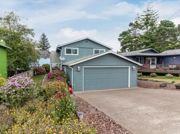 433 NE 8th St, Newport, OR 97365
