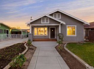 918 S Parton St, Santa Ana, CA 92701