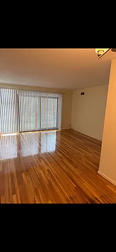 200 Central St #5 Photo 1
