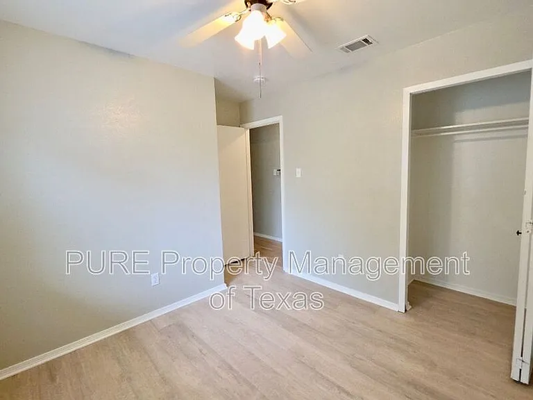 8508 Romney Rd — Photo 18