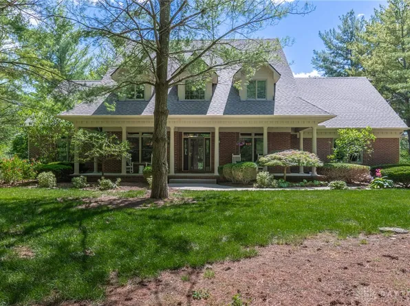 2930 River Edge Cir, Spring Valley, OH 45370
