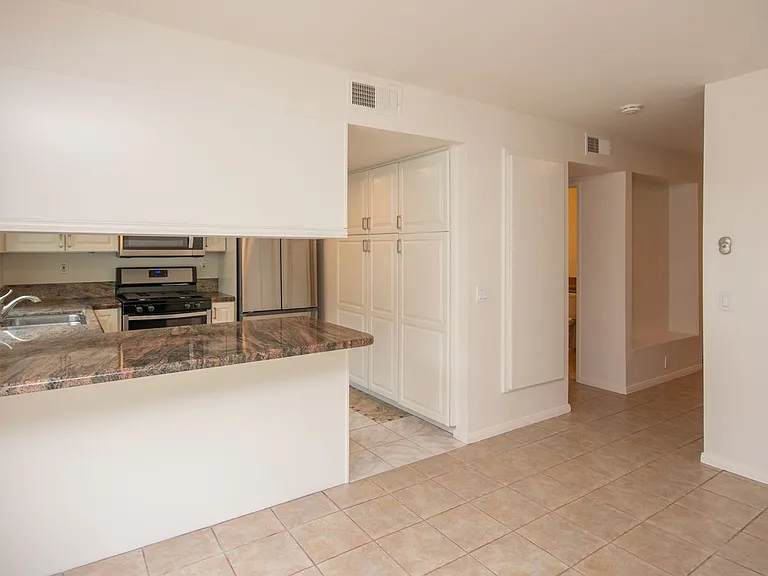 3706 Yale Dr — Photo 15
