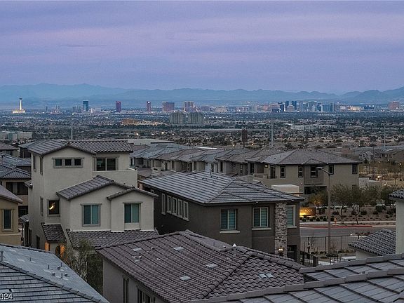 5th image of 11856 Dragontail Peak Ave