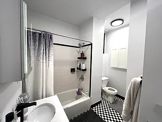 Rented by KNOCKKNOCK LLC