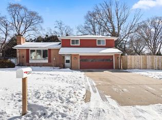 3263 S Clay St, Green Bay, WI 54301