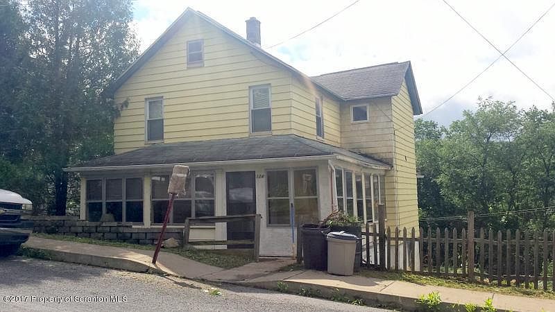 2nd image of 124 Jefferson St