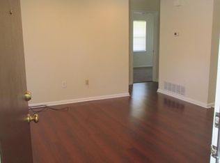 4 Green Gate Ct APT 40, Savannah, GA 31405