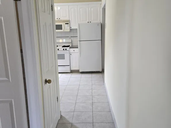 7717 15th Ave Floor 2, Brooklyn, NY 11228