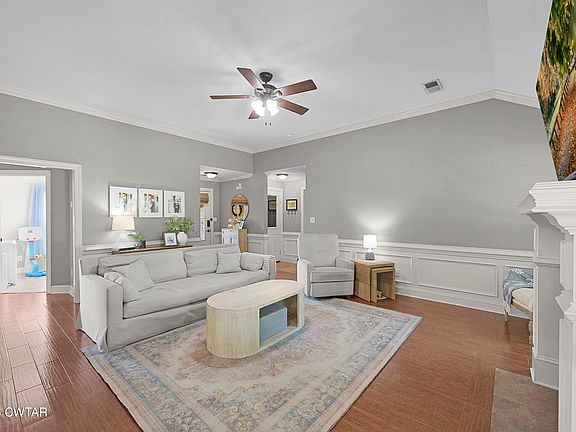 2nd image of 121 Little Brook Ln