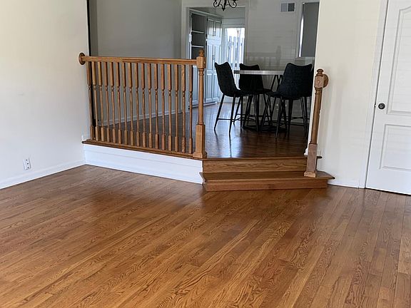 3rd image of 460 W 104th St