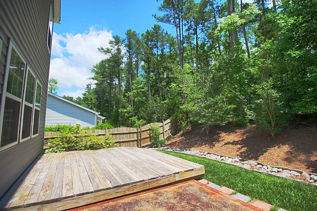 1911 Cedar Grove Dr — Photo 15