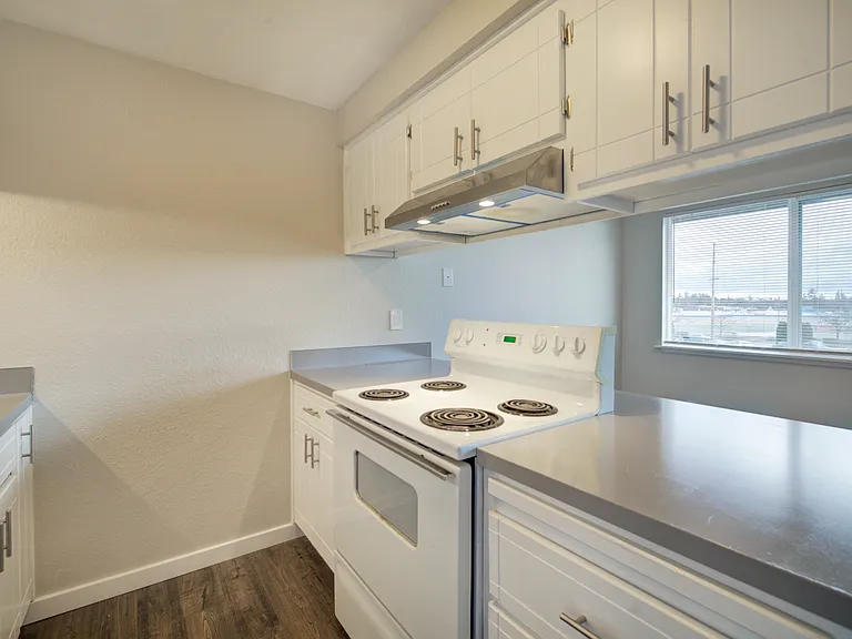 75 W Whidbey Ave #C204 — Photo 3