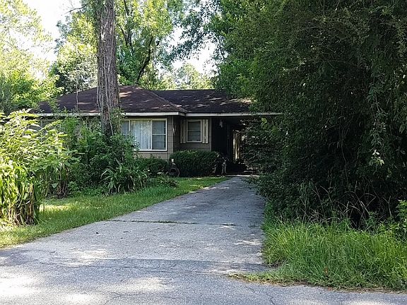 2nd image of 706 Lausanne Dr