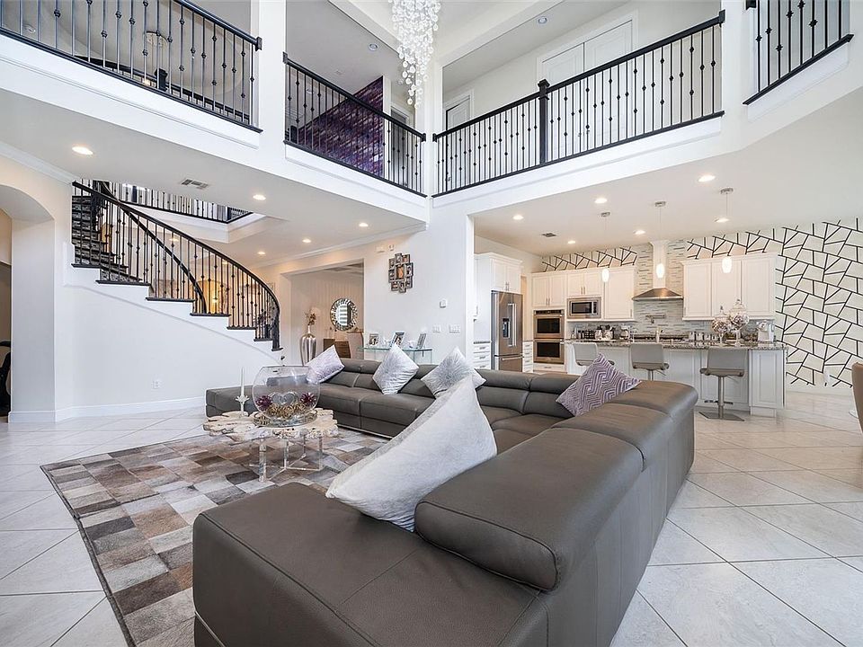 1st image of 10867 Savona Way