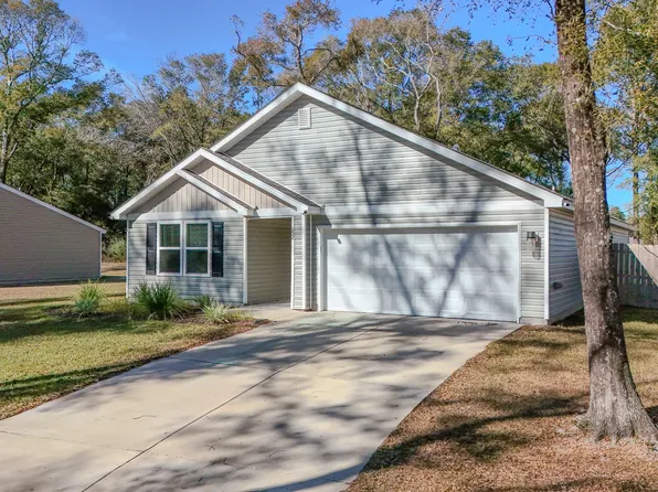 252 Squirrel Rd, Defuniak Springs, FL 32433