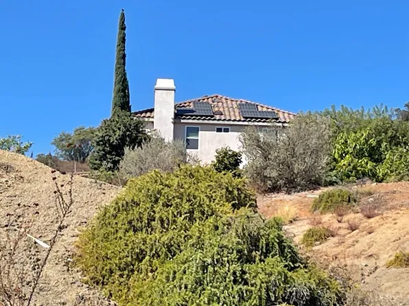 14922 Creek Hills Rd, El Cajon, CA 92021