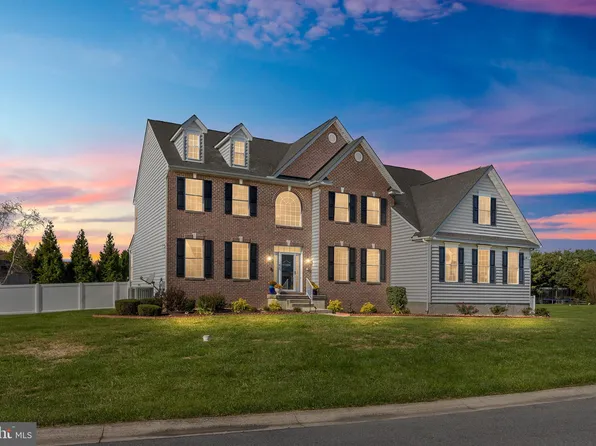 734 Hampton Hill Dr, Camden Wyoming, DE 19934