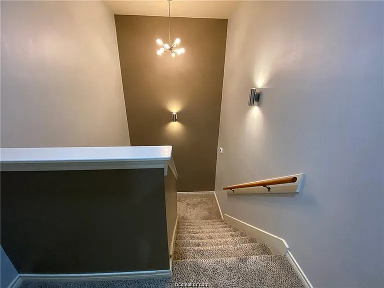212 Forest Dr — Photo 16