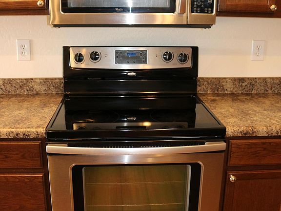 5th image of 1819 S 238th Ln