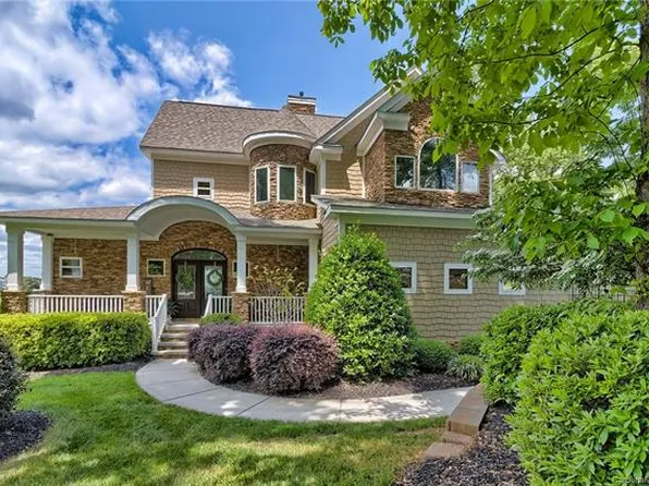 280 Bridgewater Ln, Mooresville, NC 28117