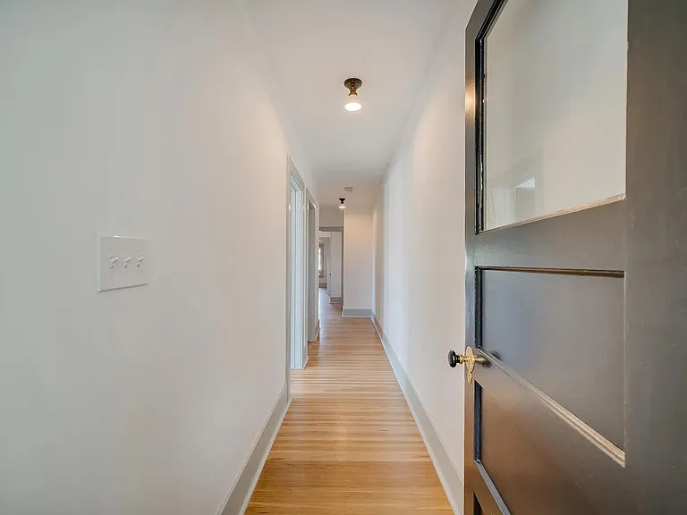 6012 York Blvd — Photo 7