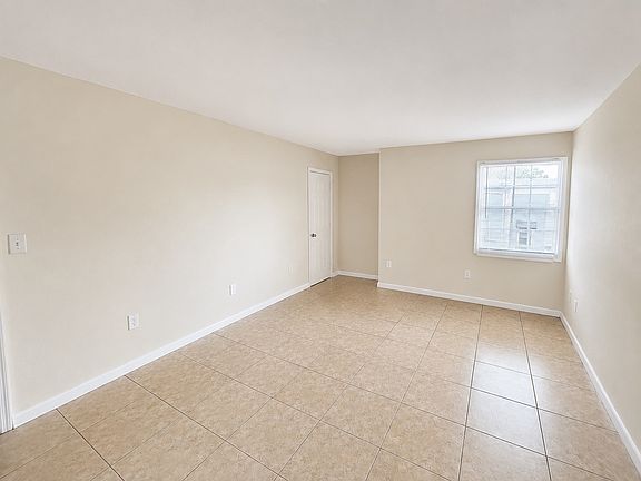 3rd image of 2759 L B McLeod Rd APT C