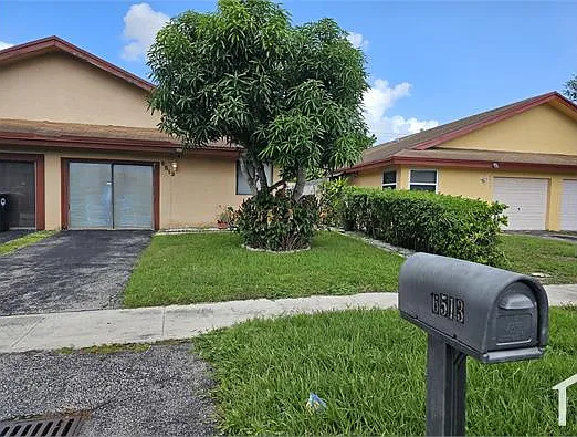 4 bed, 1380 sqft, $3,905 — Photo 3