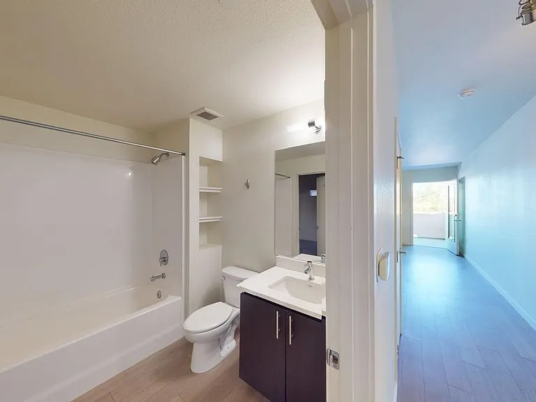 Platinum Apartments — Photo 24