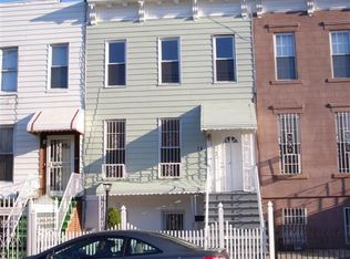26 Kossuth Pl, Brooklyn, NY 11221