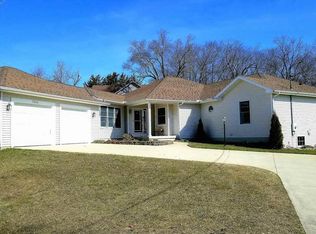 7000 Hillcrest, Manitou beach, MI 49253