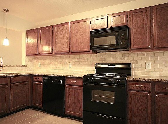 4th image of 2627 Sherwood Hollow Ln