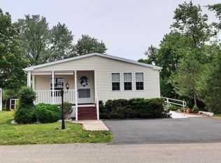 152 Trees Dale Dr, Cranberry Township, PA