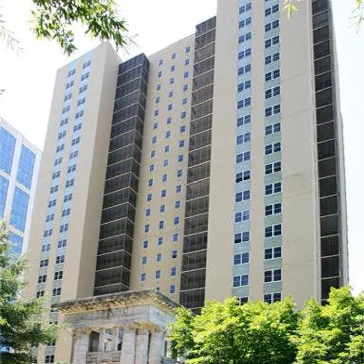 300 Peachtree St NW #5D