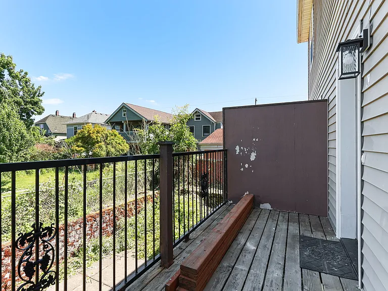 2020 NE Rodney Ave #C — Photo 45