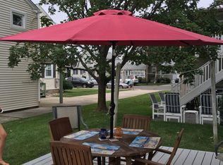 235 99th St APT E, Stone Harbor, NJ 08247