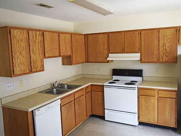 4th image of 5518 Yucca Ln