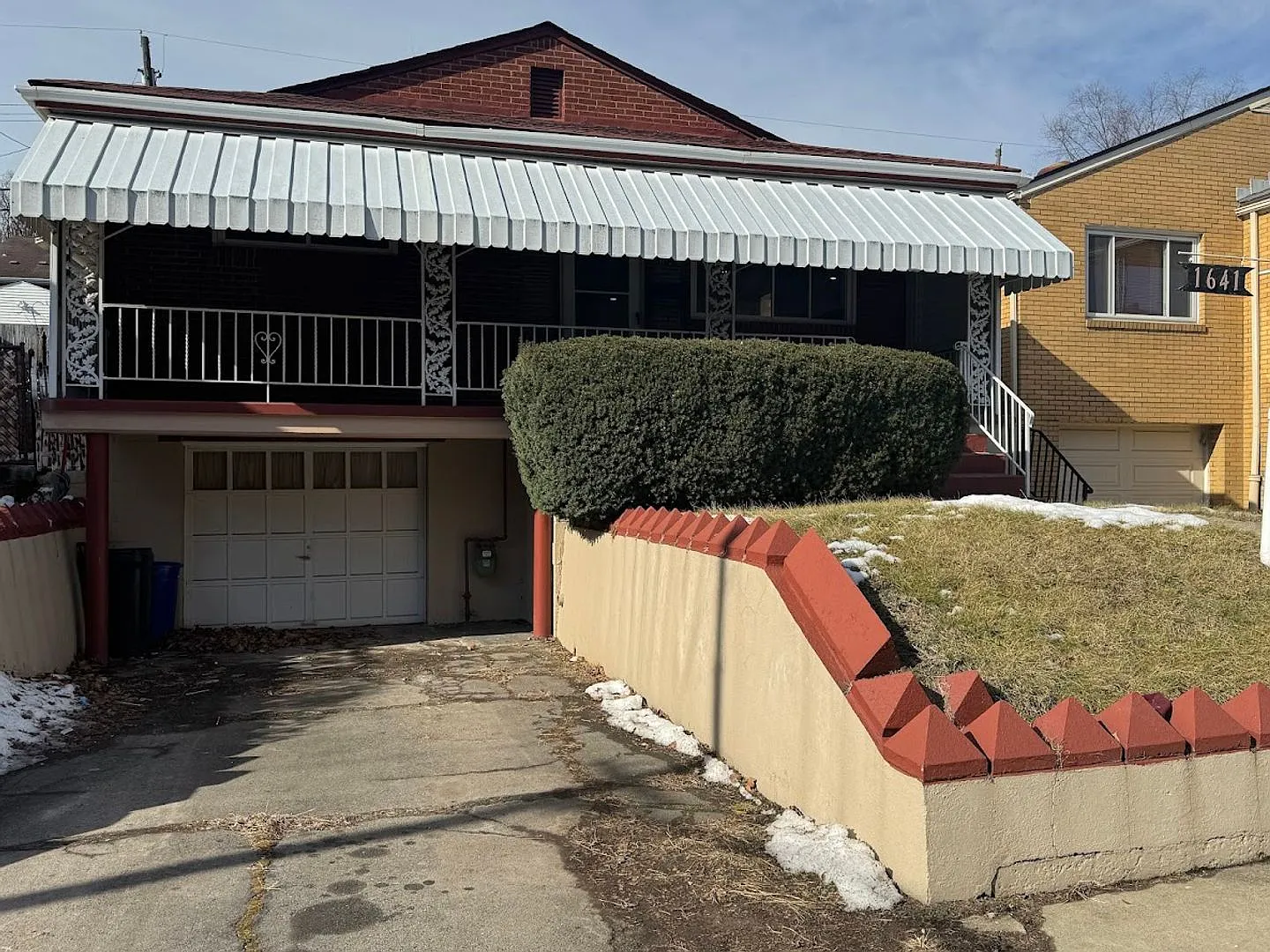 1641 Jancey St photo 1