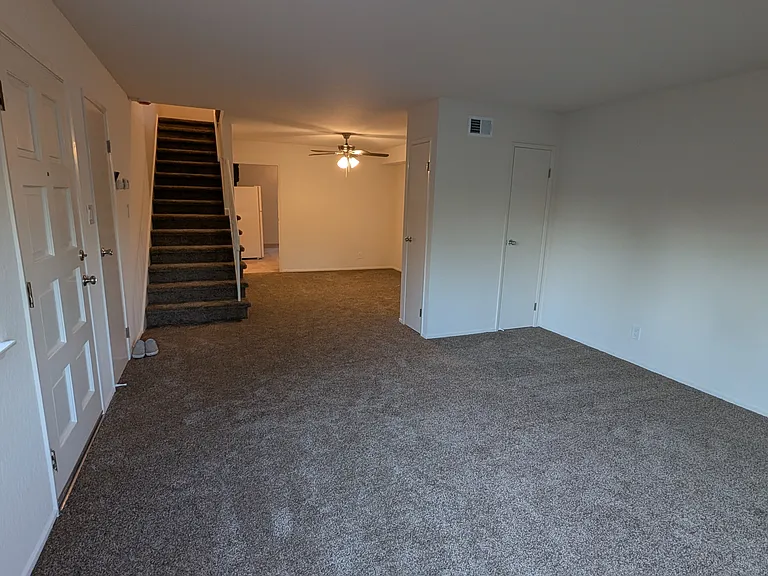 2555-65 Ryan Rd #A-B — Photo 10