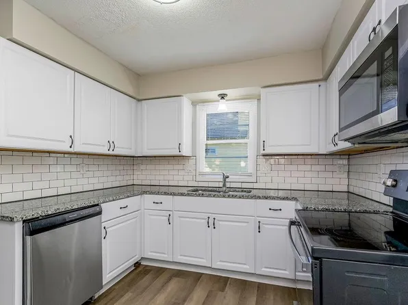 334 W Sea Ave, Independence, MO 64050