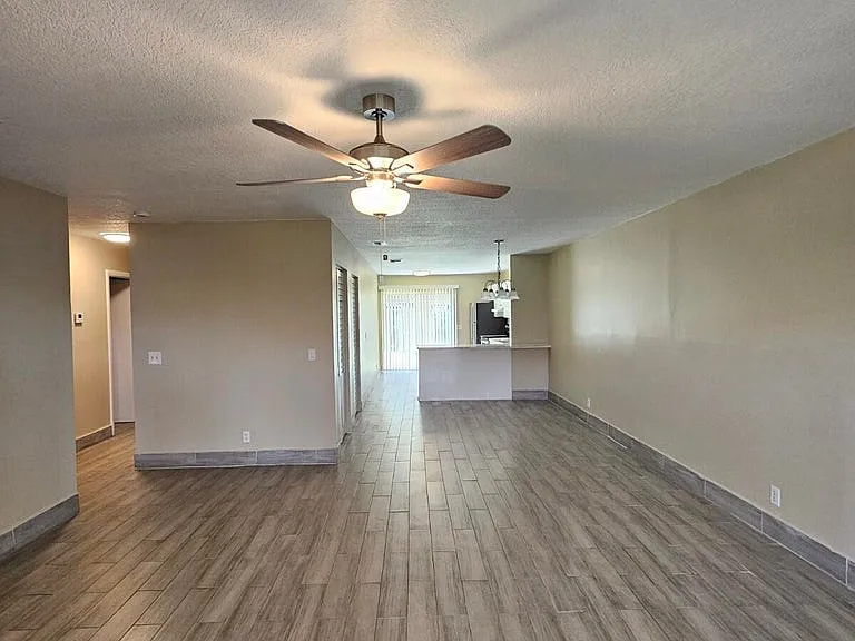 4859 Orleans Ct — Photo 1