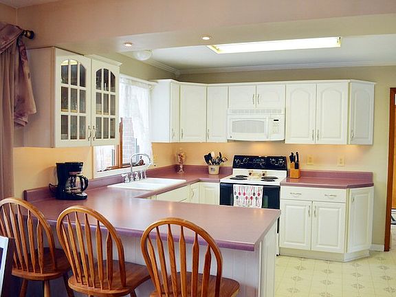 4th image of 1363 Honey Creek Rd W