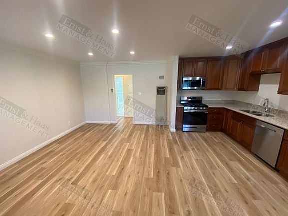 2nd image of 4240 N Lakewood Blvd APT 8