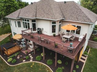 2121 Memory Ln, Detroit Lakes, MN 56501