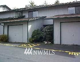 1st image of 4004 S 158th #e-36 Street #E36