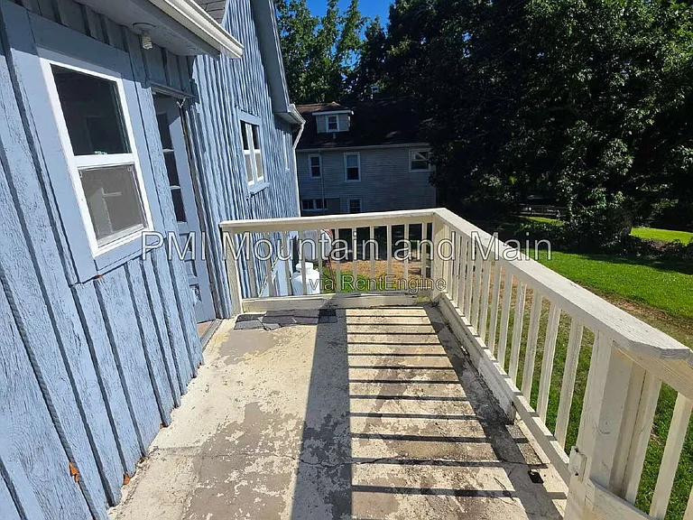 51 Summit St #1 — Photo 14